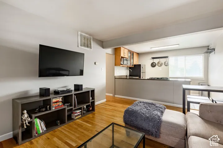 650 N 300 W #223, Salt Lake City, Utah 84103