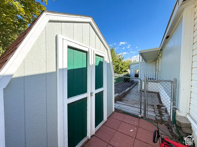 261 Lakeview, Layton, Utah 84041