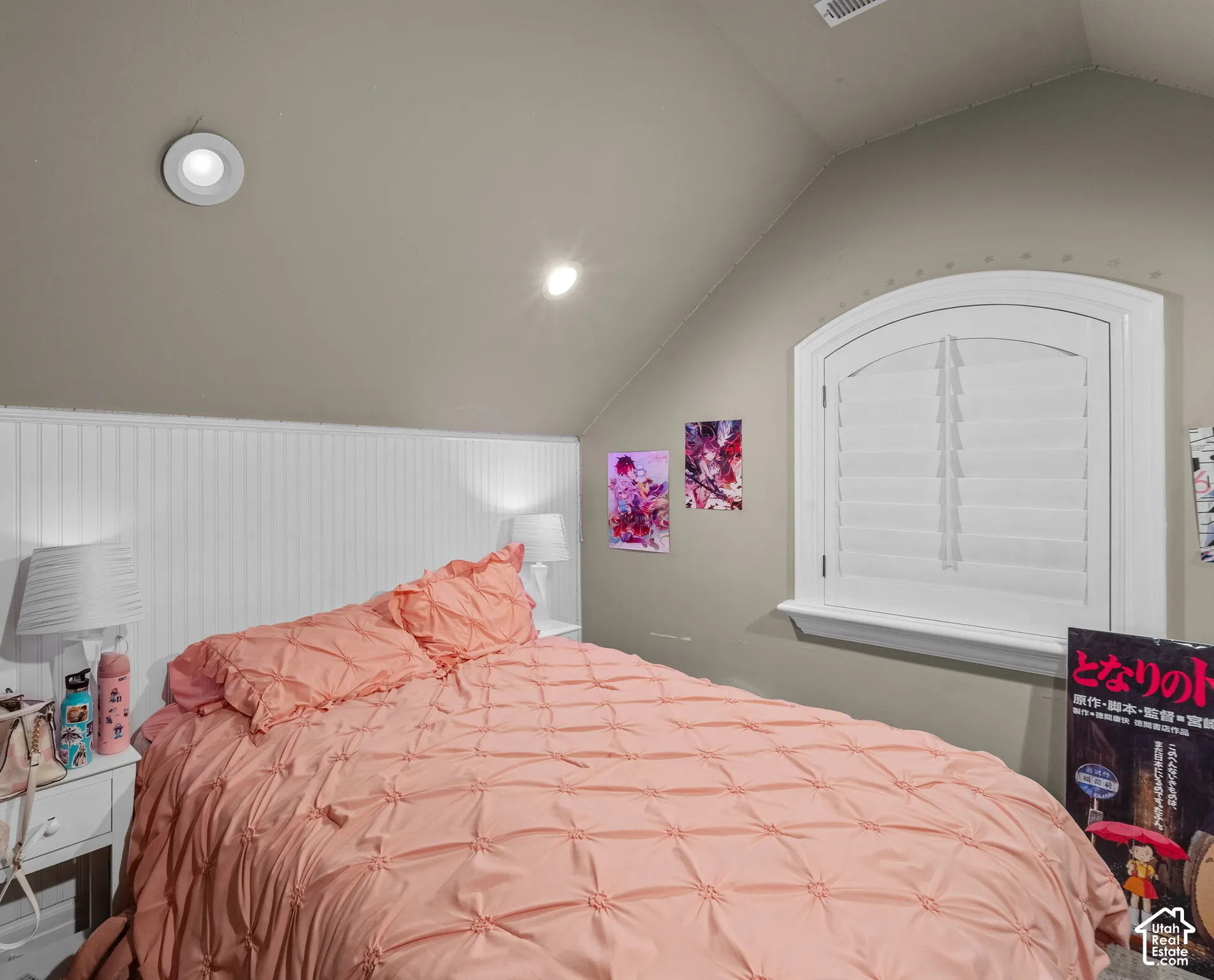 This large second space has a more intimate feeling with a Vaulted ceiling and amazing west facing view where you will love the twinkle of city lights below.