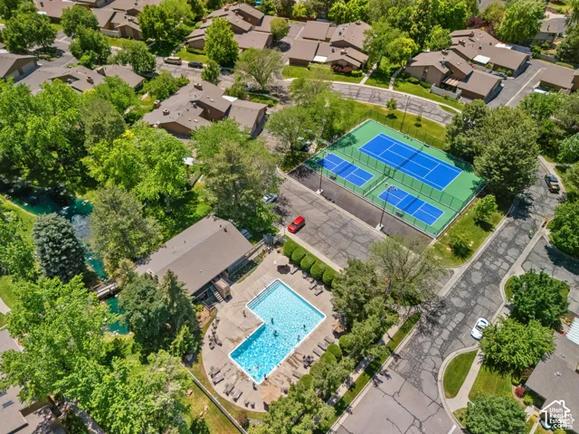 Community with extensive green spaces and mature trees