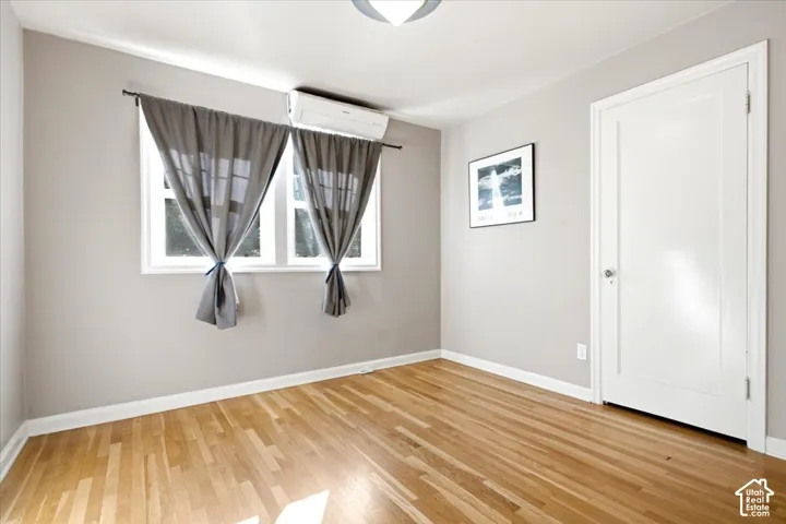 1049 S Military Dr, Salt Lake City, Utah 84105