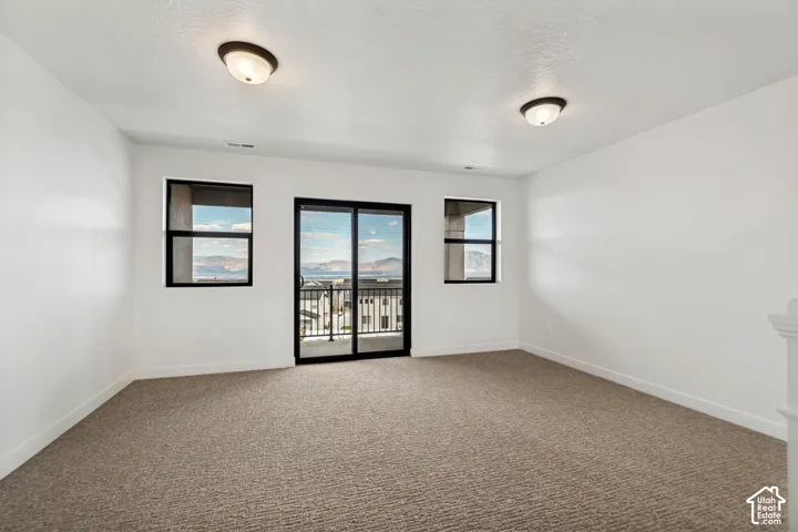 6687 S Shadow Peak Rd #37, West Jordan, Utah 84081