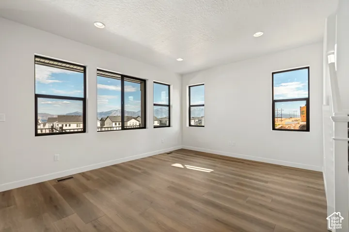 6687 S Shadow Peak Rd #37, West Jordan, Utah 84081