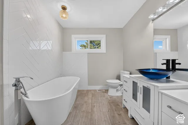 5473 S Walden Wood Cir, Murray, Utah 84123