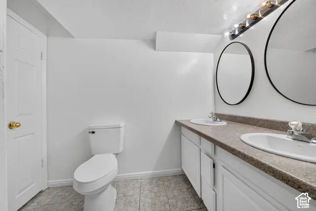 5473 S Walden Wood Cir, Murray, Utah 84123