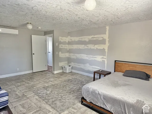 45 N 100 W, Orangeville, Utah 84537