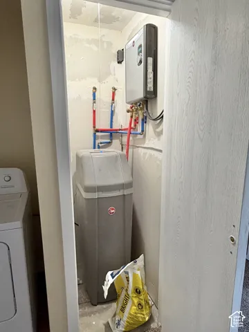 45 N 100 W, Orangeville, Utah 84537