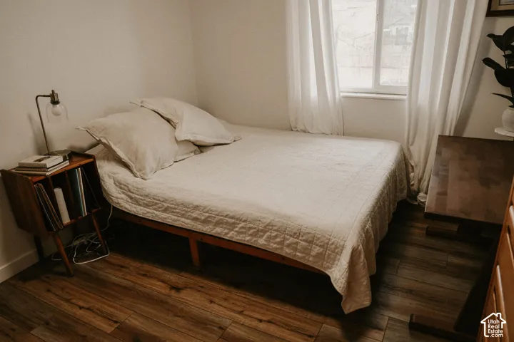 Wood-finish flooring
