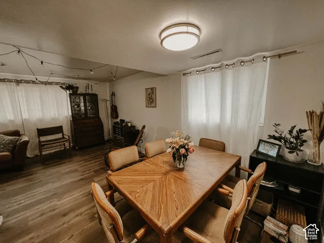 Recessed ceiling lighting