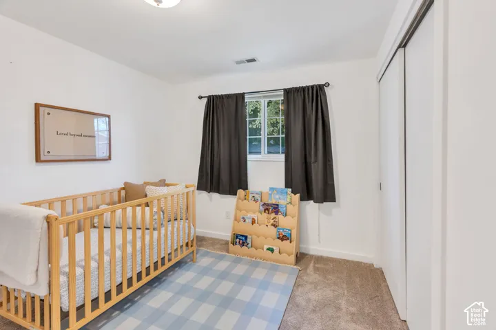 Spacious guest or child's room