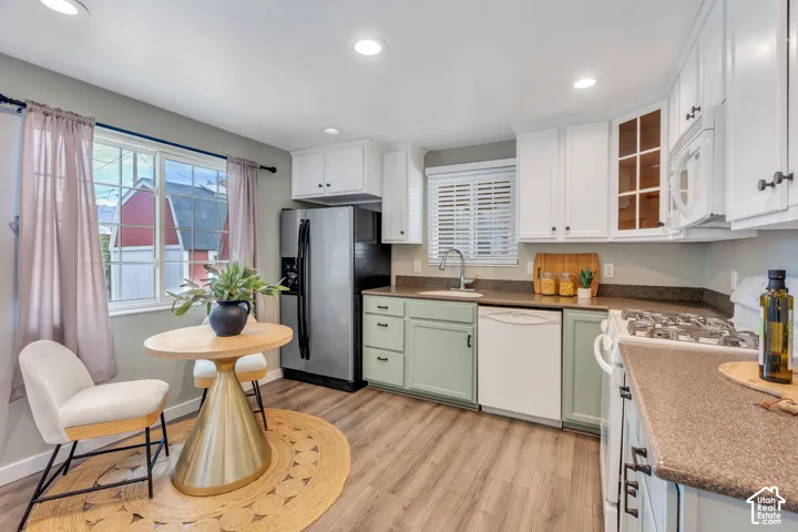 Combined kitchen and dining