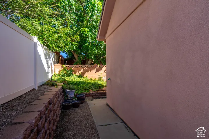 3450 Adobe Dr, Santa Clara, Utah 84765
