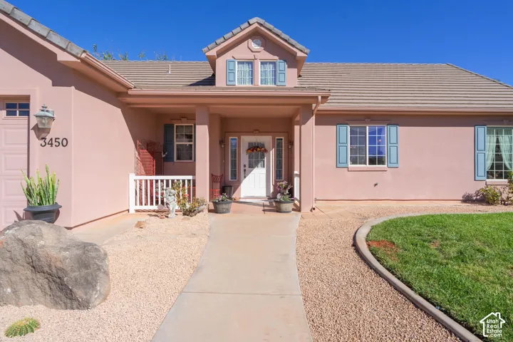 3450 Adobe Dr, Santa Clara, Utah 84765