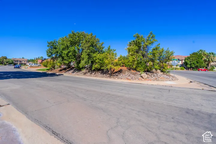 3450 Adobe Dr, Santa Clara, Utah 84765