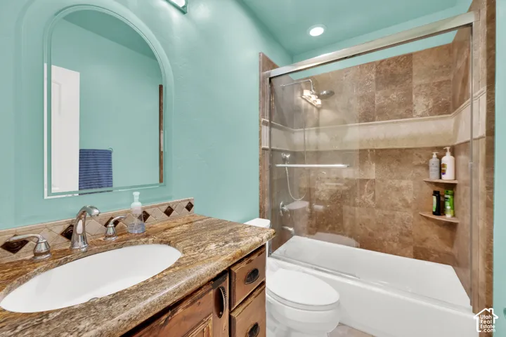 192 E Lakeside Ct, Saratoga Springs, Utah 84045