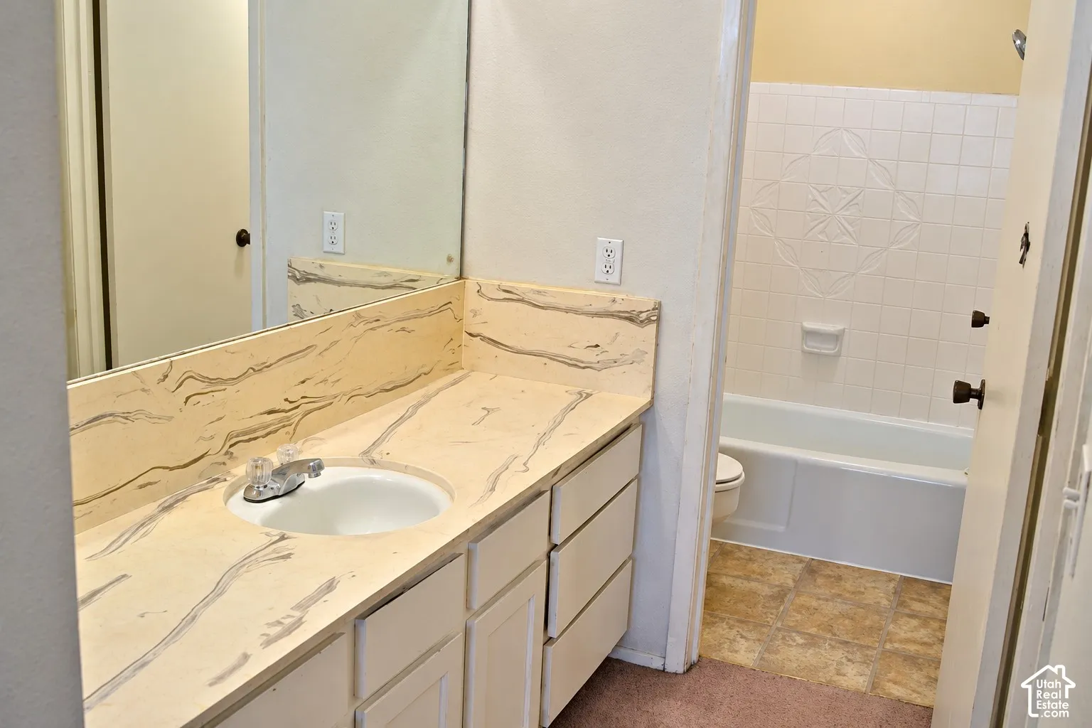 Bathroom vanity
