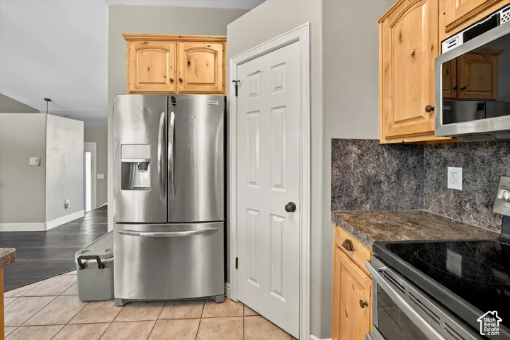 3702 N Higley Rd, Farr West, Utah 84404
