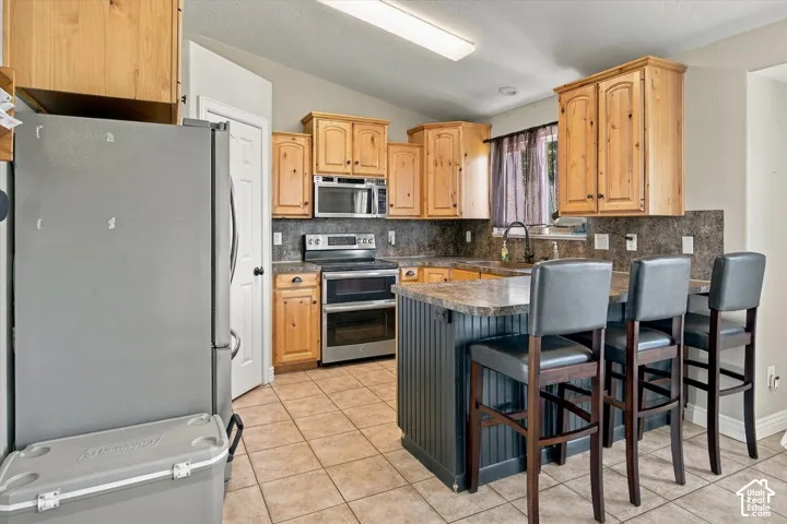 3702 N Higley Rd, Farr West, Utah 84404