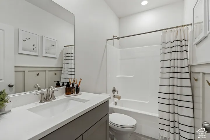 White solid surface countertop with integrated sink