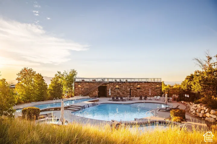 995 S Summit Creek Dr, Woodland Hills, Utah 84653