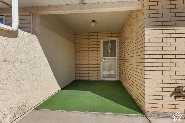Covered Patio off of Garage