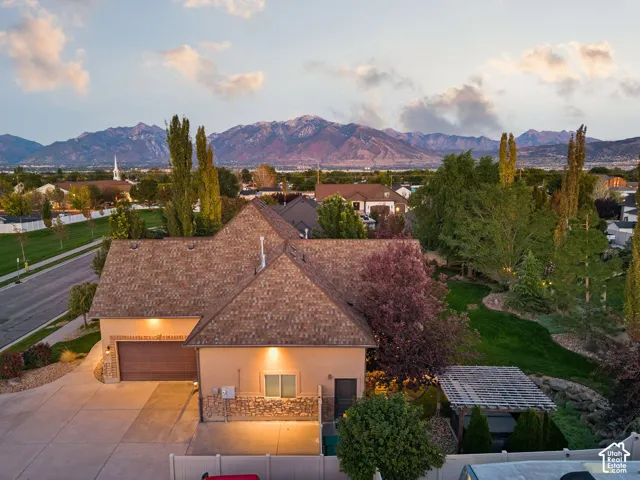 2797 W Serene Park Way, Riverton, Utah 84065