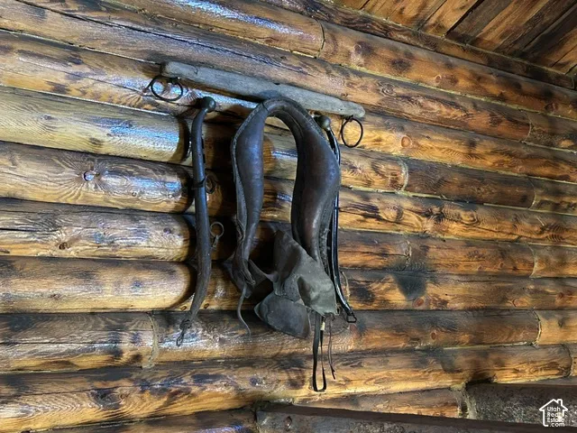 Log wall construction
