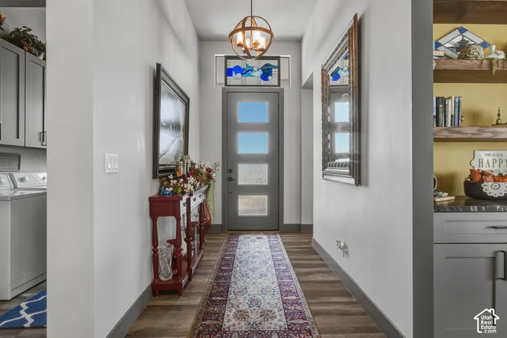 Beautiful and open front entryway