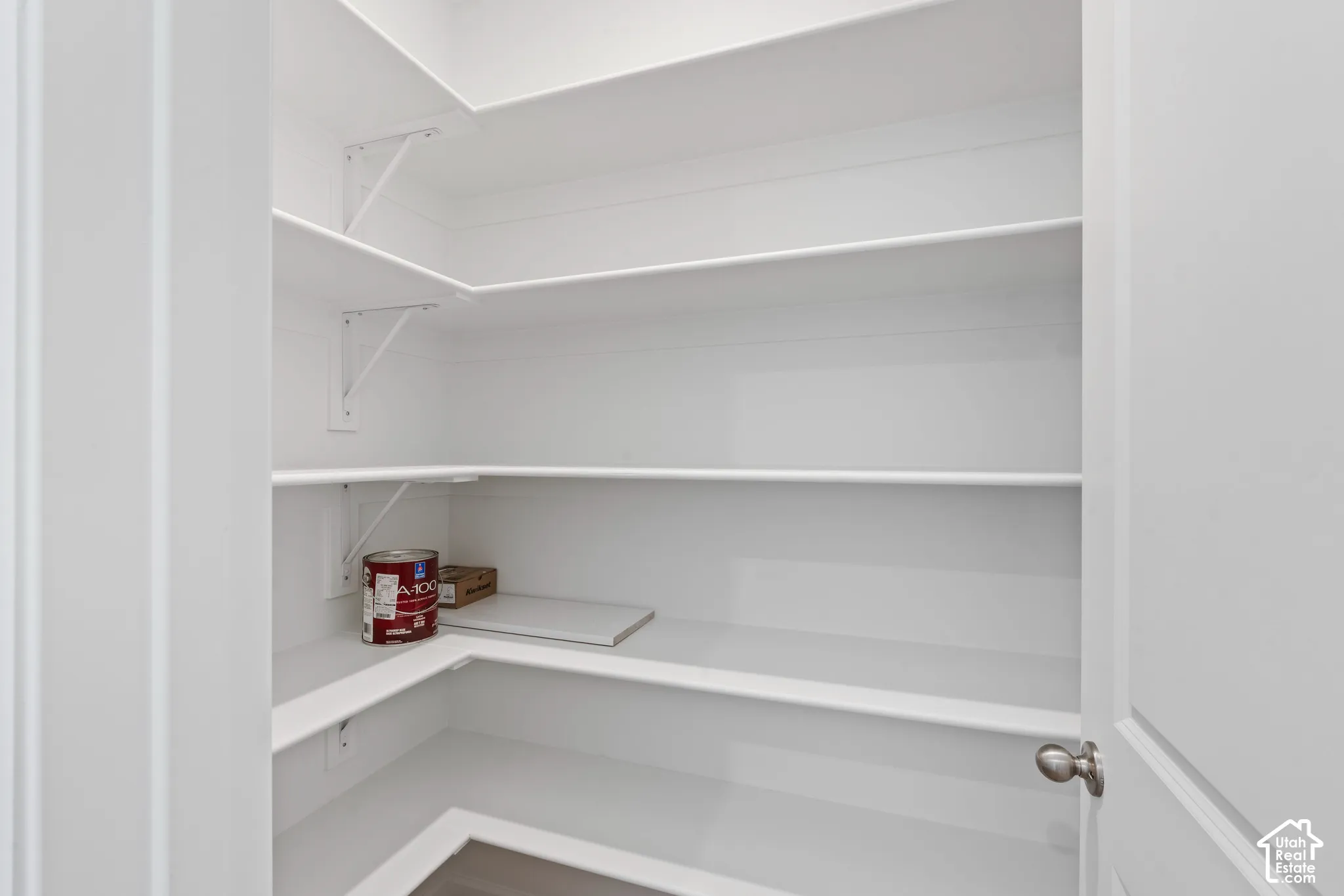 HOME TO BE BUILT! Pictures are of another similar Spec and not of this exact home. Colors and other options may vary from those seen here. Please see Sales consultant for details.