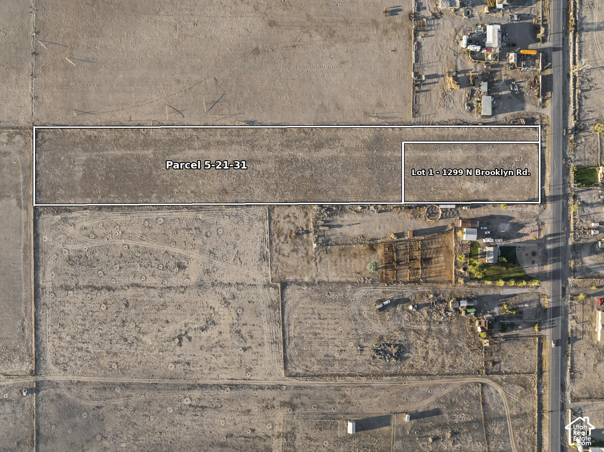 Property lines added for convenience but accuracy not guaranteed. Please check out the plat map.