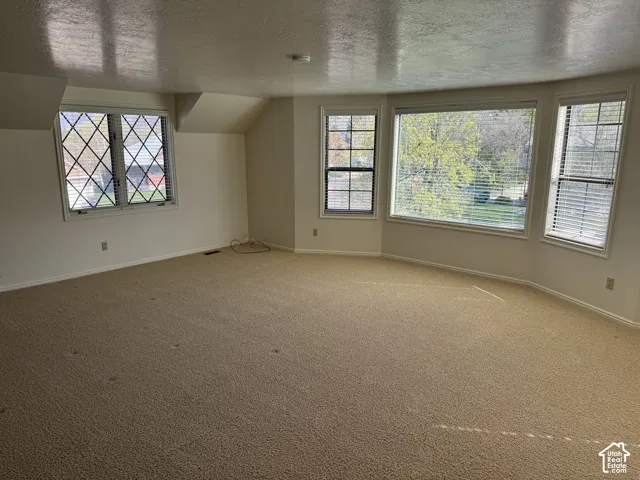 1273 Newport Ln, Kaysville, Utah 84037