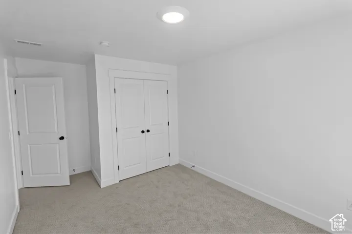 Digitally staged images are for representational purposes only. Interior finishes, colors, and selections will vary from those shown.
