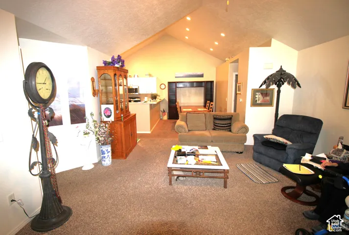 Vaulted ceiling with recessed lighting