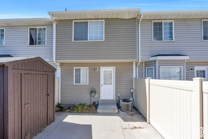 986 N Independence Ave, Provo, Utah 84604