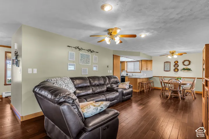 4228 W Yorkshire Cir, South Jordan, Utah 84009