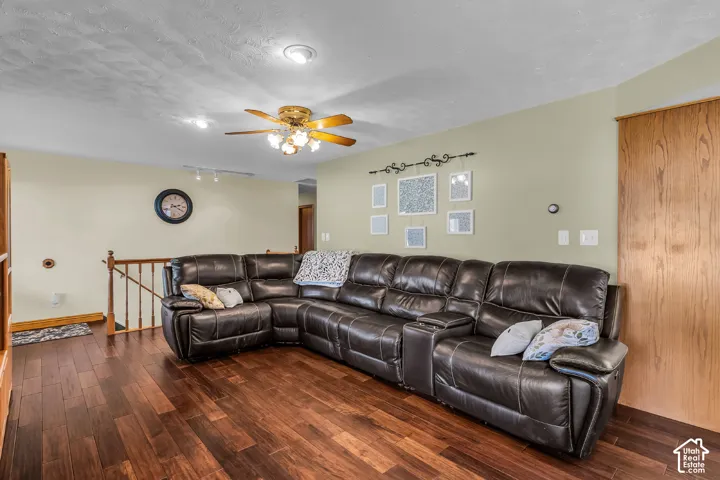 4228 W Yorkshire Cir, South Jordan, Utah 84009