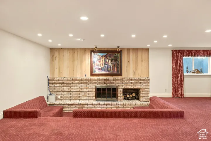 Recessed ceiling lighting illuminates the space