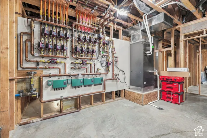 405 N Wonderful Life Ln, Malad City, Idaho 83252