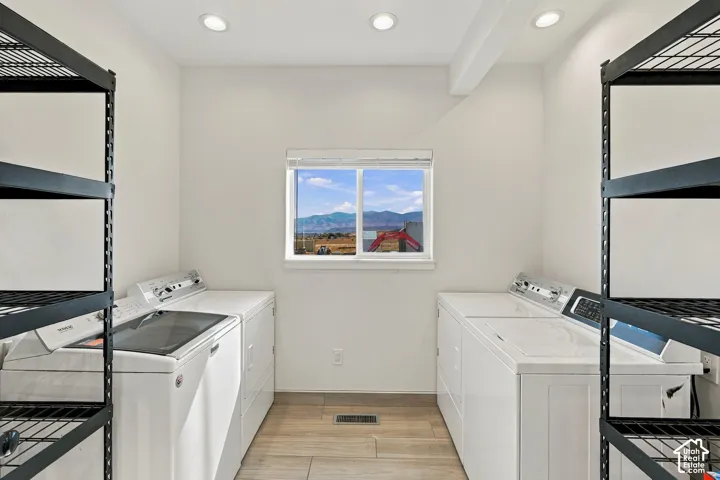 405 N Wonderful Life Ln, Malad City, Idaho 83252