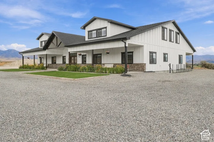 405 N Wonderful Life Ln, Malad City, Idaho 83252