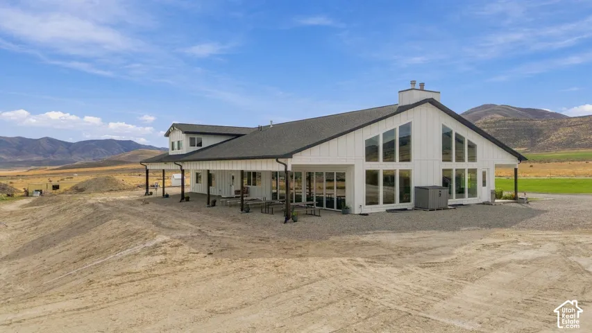 405 N Wonderful Life Ln, Malad City, Idaho 83252