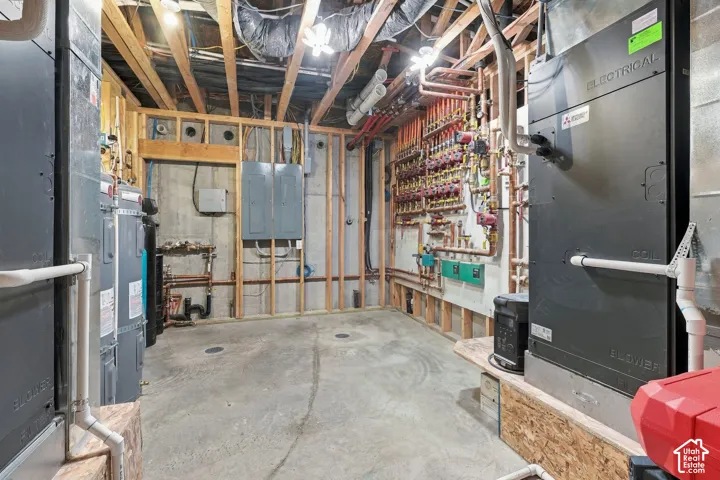 405 N Wonderful Life Ln, Malad City, Idaho 83252