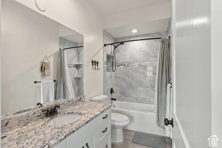 405 N Wonderful Life Ln, Malad City, Idaho 83252