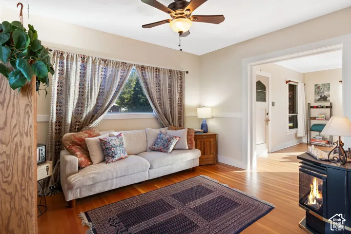 Second living room with an additional large picture window.