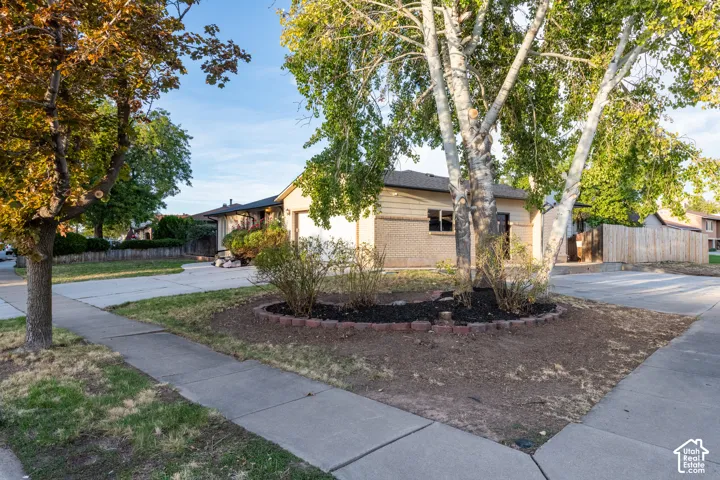 60 S 1250 W #4, Clearfield, Utah 84015