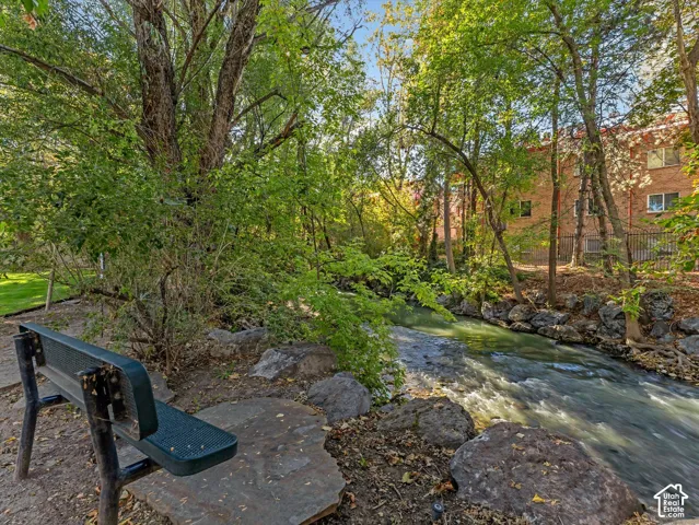 4832 S Brooks Way, Holladay, Utah 84117