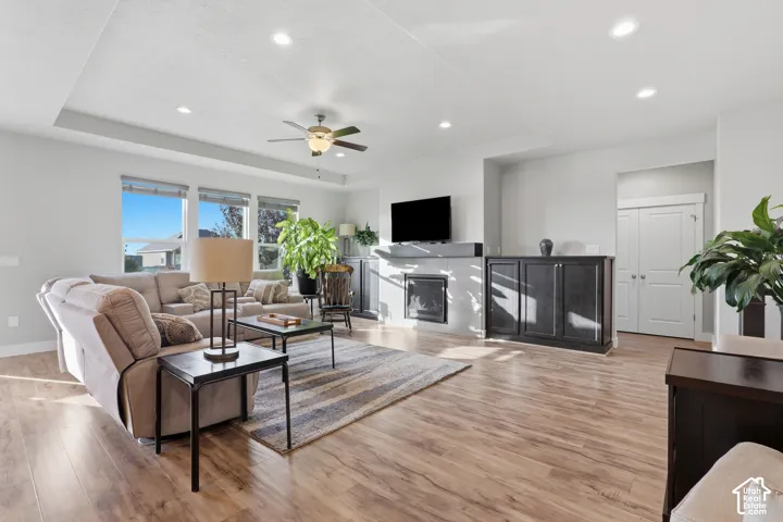 5679 S 650 E, Washington Terrace, Utah 84405