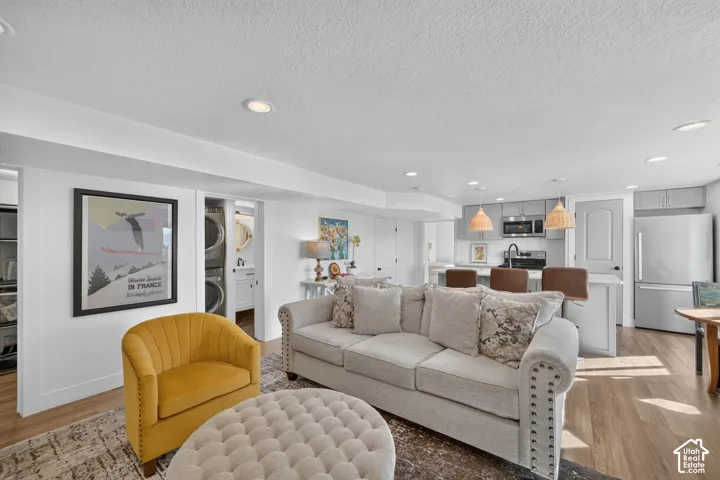 8450 S Dynasty Way, Cottonwood Heights, Utah 84121