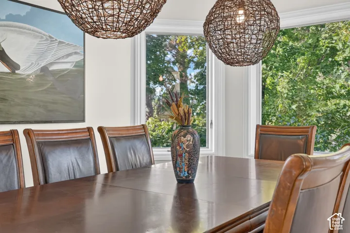 8450 S Dynasty Way, Cottonwood Heights, Utah 84121
