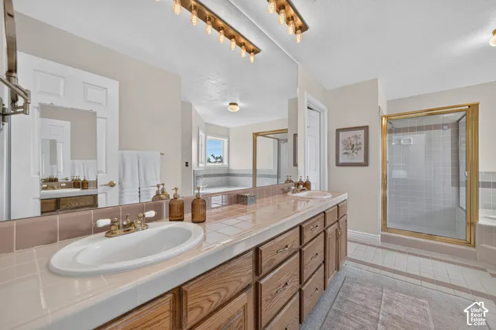 8450 S Dynasty Way, Cottonwood Heights, Utah 84121